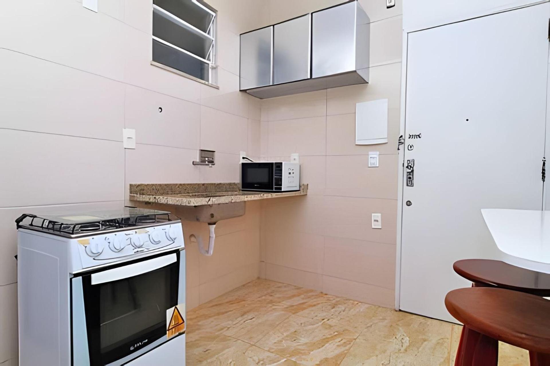 Na Quadra Da Praia, Estacao De Metro 5min Andando, Mercados E Comercios Proximos 公寓